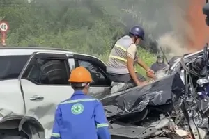 Tai nạn liên hoàn ở Phú Mỹ: Tài xế xe thoát chết nhờ bàn tay của những anh hùng