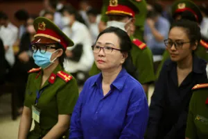 Bị cáo Trương Mỹ Lan: Ăn với lãnh đạo SCB chỉ là bữa cơm trưa bình thường