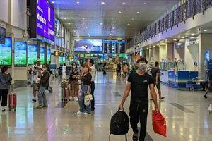 Công an TP.HCM khuyến cáo chiêu trò lừa đảo mua vé máy bay giá rẻ dịp Lễ 30-4