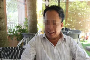 Buộc thôi việc thầy giáo bị tố đánh vào mặt học sinh lớp 1 