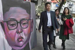 Thích thú bộ tranh Kim Jong-un và Donald Trump