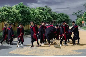 Bộ ảnh kỷ yếu độc nhất của học trò xứ Nghệ