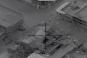 Video: Liên quân Mỹ không kích xóa sổ hai kho tiền của IS