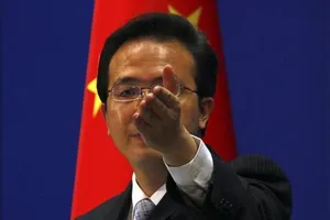 Trung Quốc gửi công hàm phản đối Mỹ bán tàu cho Đài Loan