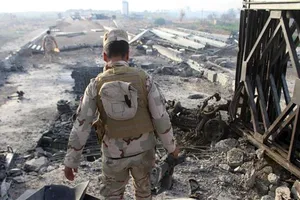 Đánh bom tự sát quán café Baghdad, 16 người chết