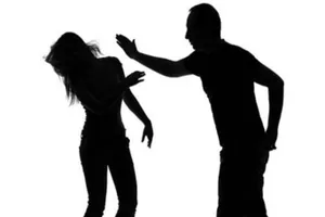 Đánh vợ Việt, doanh nhân Malaysia đi tù