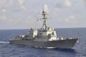 Tàu Nga-Mỹ đối đầu nguy hiểm ở Địa Trung Hải