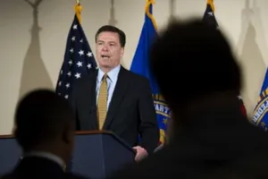 Bà Hillary Clinton 'thoát hiểm', FBI sẽ không truy tố