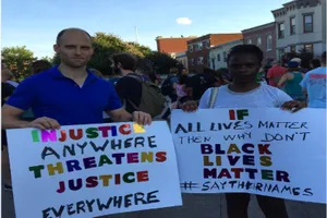 Biểu tình chống cảnh sát Mỹ: Bạo lực lan rộng, 262 người bị bắt