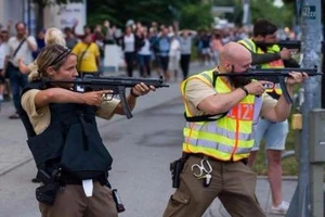 Xả súng nghi khủng bố ở Đức, 10 người chết