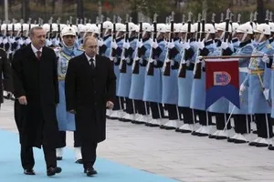 Tổng thống Thổ Nhĩ Kỳ bay sang Nga gặp Putin