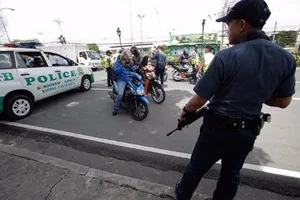 Tổng thống Philippines ban bố tình trạng khẩn cấp trấn áp bạo lực