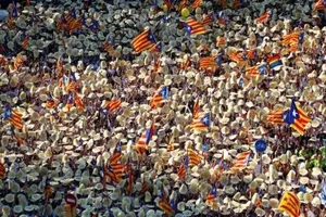 Hàng trăm ngàn người biểu tình đòi tách khỏi Tây Ban Nha