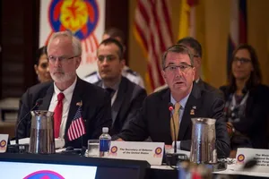 Mỹ lo lắng ông Duterte ví mình như Hitler