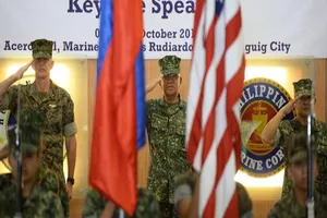 Duterte có thể mua vũ khí từ Nga, Trung Quốc