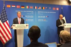 Liên quân sẽ tái chiếm Raqqa, IS 'lưỡng bề thọ địch'