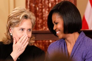 Bà Clinton muốn đưa bà Obama vào nội các mới