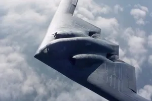 Mỹ trang bị thêm bom hạt nhân cho bóng ma B-2