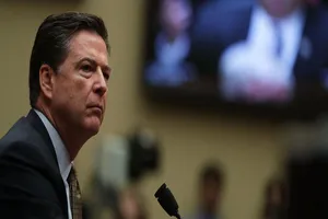 FBI ra kết luận bất ngờ về bà Clinton trước thềm bầu cử