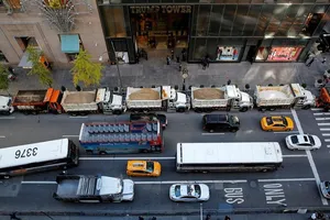 Bị đe dọa ám sát, Trump được bảo vệ bằng 'vùng cấm bay'