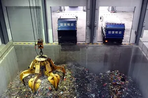 Trung Quốc chi hơn 35 tỉ USD xử lý rác thải