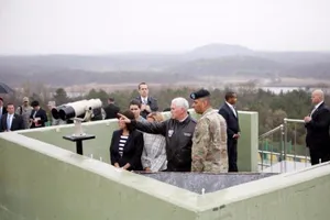 Phó tổng thống Mỹ đến vùng DMZ biên giới liên Triều