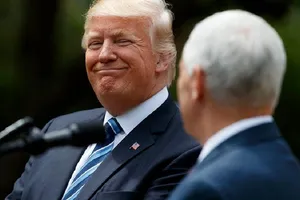 Hạ viện duyệt hủy bỏ Obamacare, Trump đến gần thắng lợi