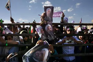 Ông Trump đổi ý, không bỏ thỏa thuận hạt nhân Iran