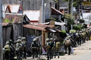 ASEAN cho máy bay không người lái do thám IS