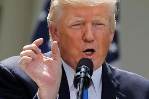 Lệnh trừng phạt Nga qua ải Quốc hội Mỹ, chờ ông Trump