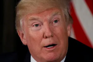 Ông Trump dọa xử Triều Tiên bằng 'hỏa lực và thịnh nộ'