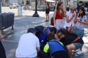 IS chủ mưu vụ lao xe tải giết 13 người ở Barcelona