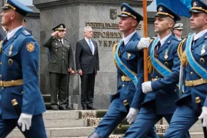 Tướng Mỹ hứa cấp vũ khí sát thương cho Ukraine