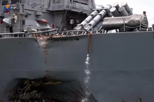 1/3 tàu chiến Mỹ ở Nhật thiếu sức chiến đấu