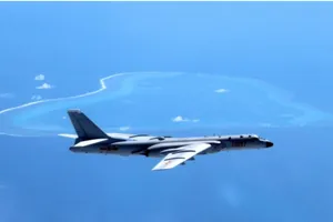 Mỹ cảnh cáo vụ máy bay Trung Quốc áp sát Guam