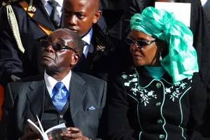 Ông Mugabe từ chức, chấm dứt 37 năm cầm quyền Zimbabwe