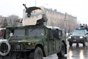 B-52 Mỹ không kích Taliban với số bom kỷ lục