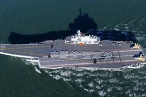 Trung Quốc đưa tàu sân bay đến eo biển Đài Loan