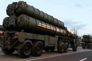 Đồng minh Mỹ quay sang mua vũ khí Nga như thế nào? ​