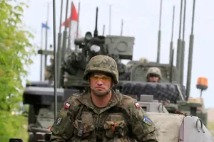 NATO tuyên bố không muốn đối đầu Nga