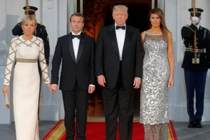 Loạt ảnh Mỹ đón chính thức Tổng thống Pháp Macron