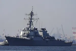 Mỹ đưa tàu khu trục tên lửa tân tiến USS Milius đến Nhật