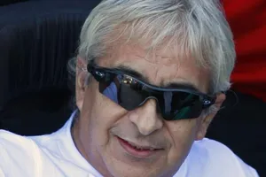 Thợ mỏ Chile mắc kẹt 69 ngày nói gì về đội bóng nhí Thái Lan