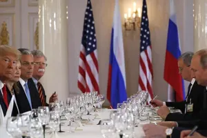 Kết thúc song phương, hai ông Trump-Putin ăn trưa