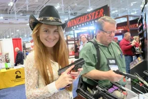 Ông Trump và mối phiền mới nữ gián điệp Nga Butina