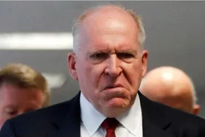 Ông Trump tính rút quyền miễn trừ an ninh 6 quan chức Obama