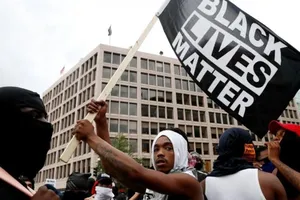 Một năm Charlottesville, da trắng da màu lại biểu tình ở Mỹ 