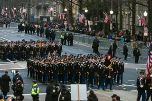 Lễ diễu binh ông Trump yêu cầu bị hoãn đến năm 2019