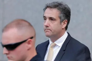 Cựu luật sư ông Trump thừa nhận phạm tội 'theo chỉ đạo'