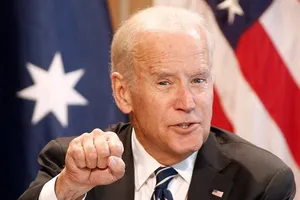 Thăm dò bầu cử 2020: Ông Trump tụt sau 3 ứng viên Dân chủ